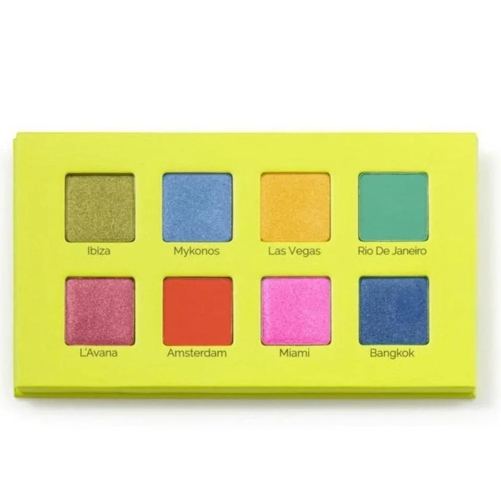 Cosmyfy‎ Iconic Madness eyeshadow pallet NIB